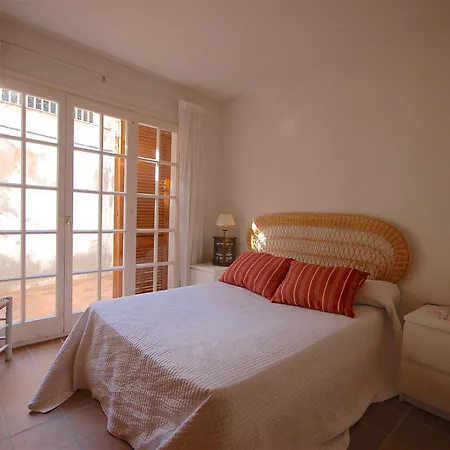Nyaraló Lets Holidays Sailor House With Sea Views